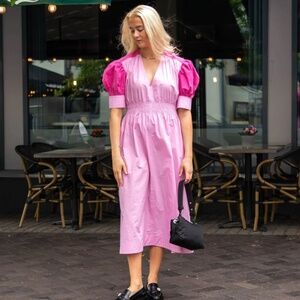 GANNI Pink Midi Dress with Short Puff Sleeves New without tags